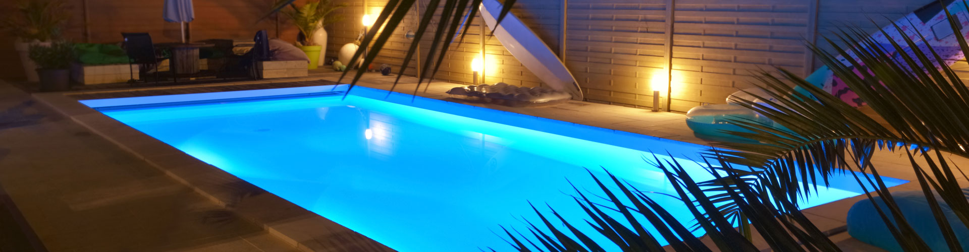 Rubans LED piscine